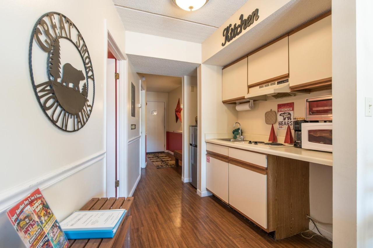 Downtown Gatlinburg Condo Экстерьер фото