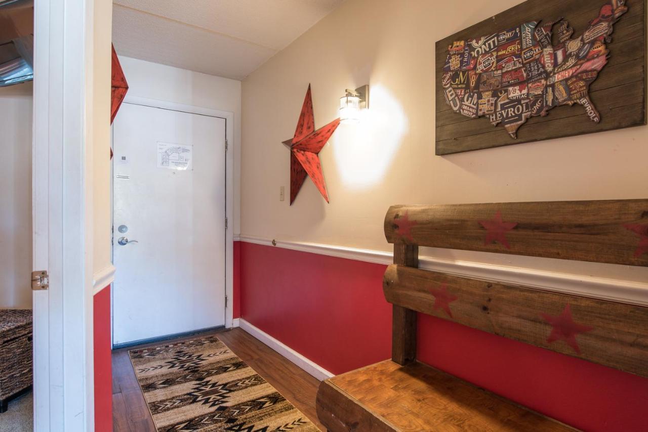 Downtown Gatlinburg Condo Экстерьер фото
