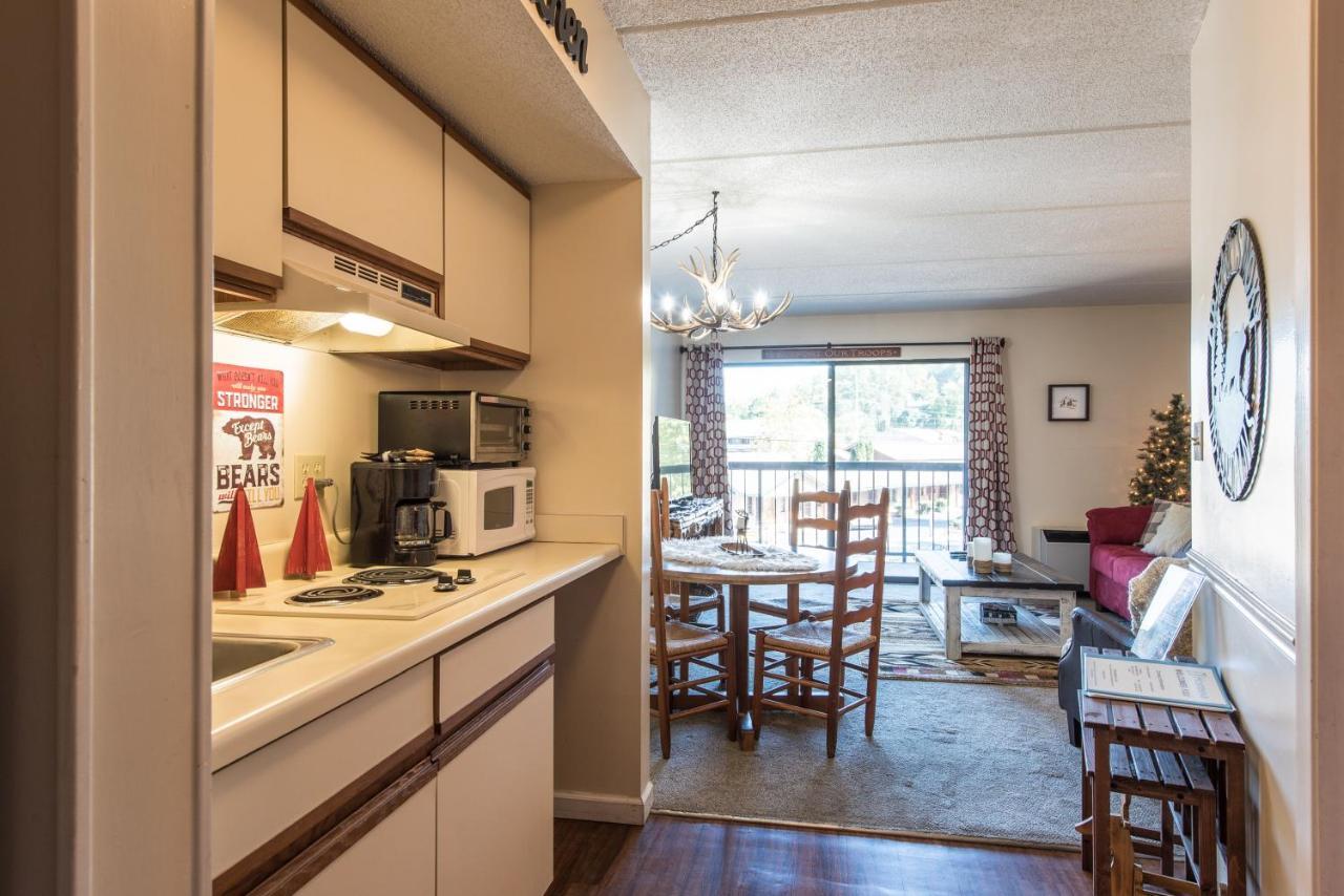 Downtown Gatlinburg Condo Экстерьер фото